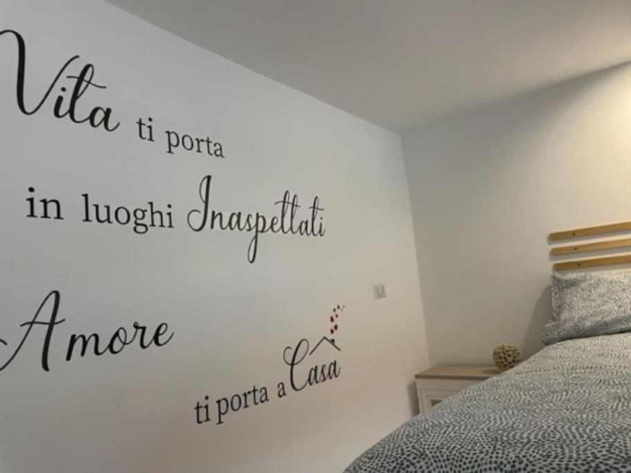 דירות רומא Loft Piccola Londra מראה חיצוני תמונה