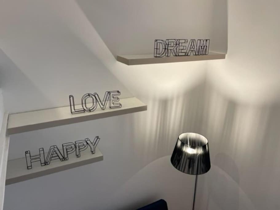 דירות רומא Loft Piccola Londra מראה חיצוני תמונה